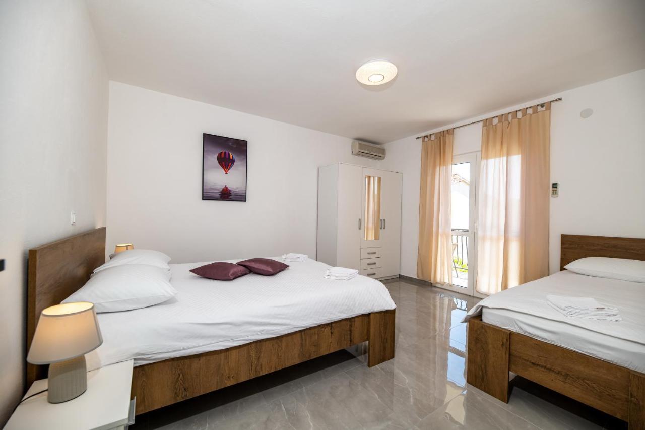 Apartments Zora 塞利讷 外观 照片